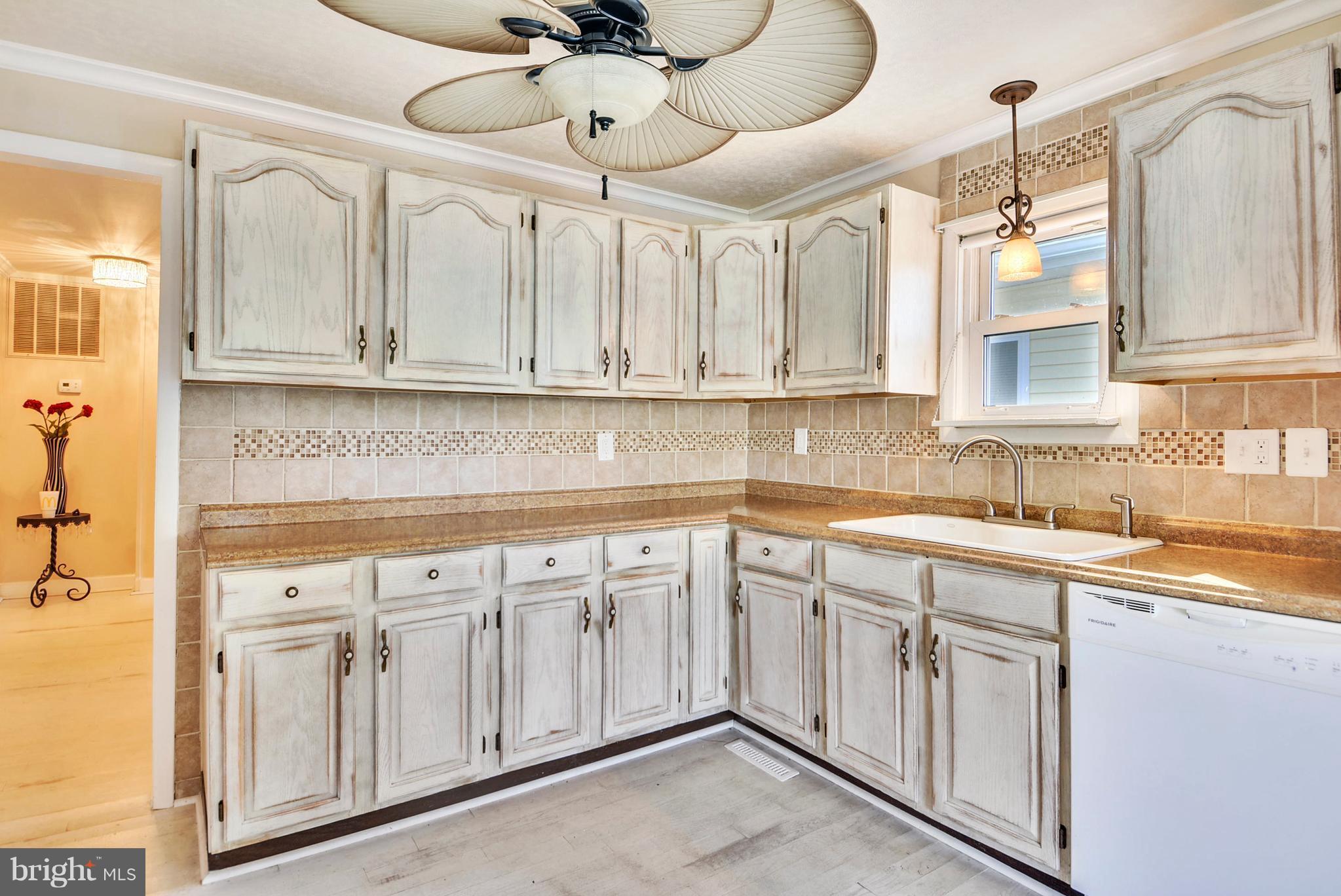 1719 Oldtown Road Edgewater, MD 21037 - Photo 12 of 22 Kitchen