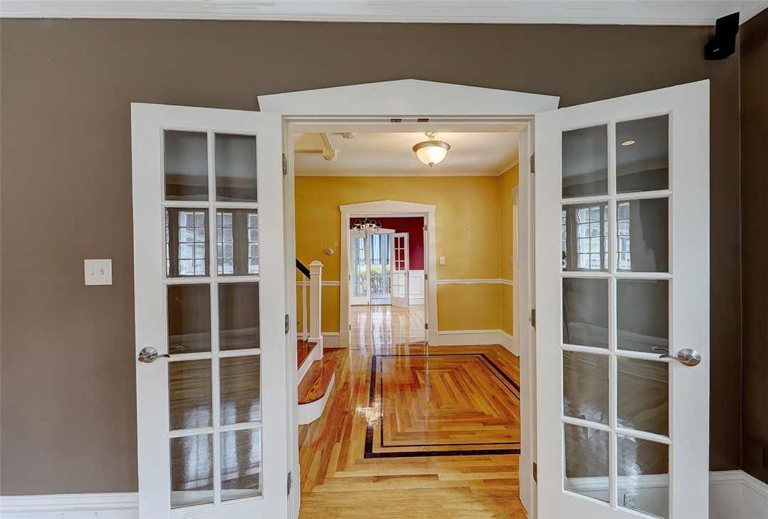 246 Oakley Road Woonsocket, RI 02895 - Photo 11 of 42