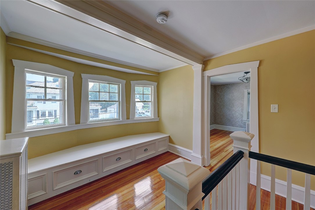 246 Oakley Road Woonsocket, RI 02895 - Photo 25 of 42 built in window seat