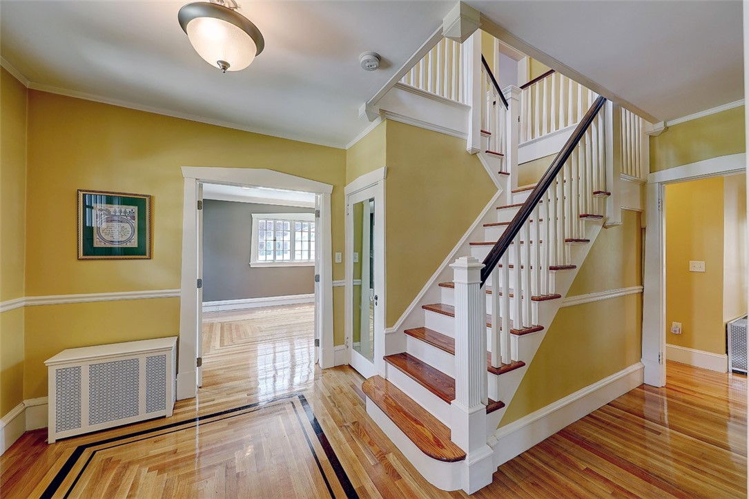 246 Oakley Road Woonsocket, RI 02895 - Photo 7 of 42