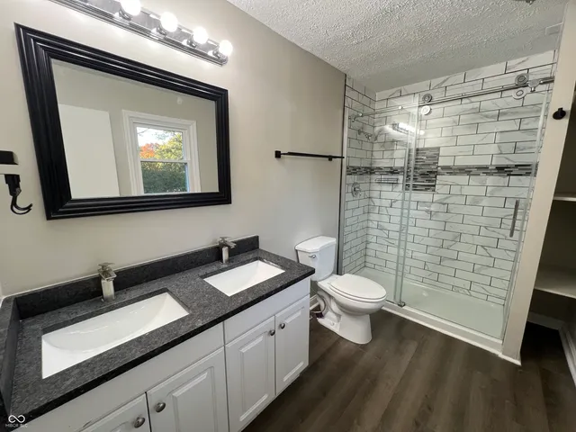 $1,800 | 4343 Fairview Road, Greenwood, IN 46142