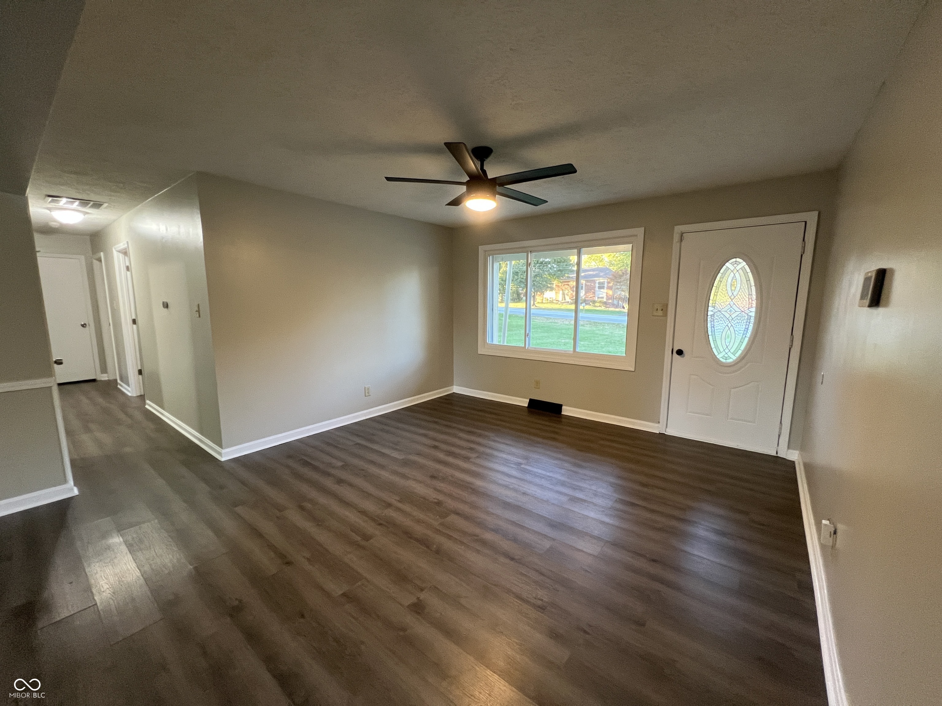 4343 Fairview Road Greenwood, IN 46142 - Photo 5 of 27