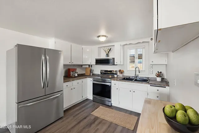 $444,000 | 3280 West Cedar Heights Road, Chino Valley, AZ 86323