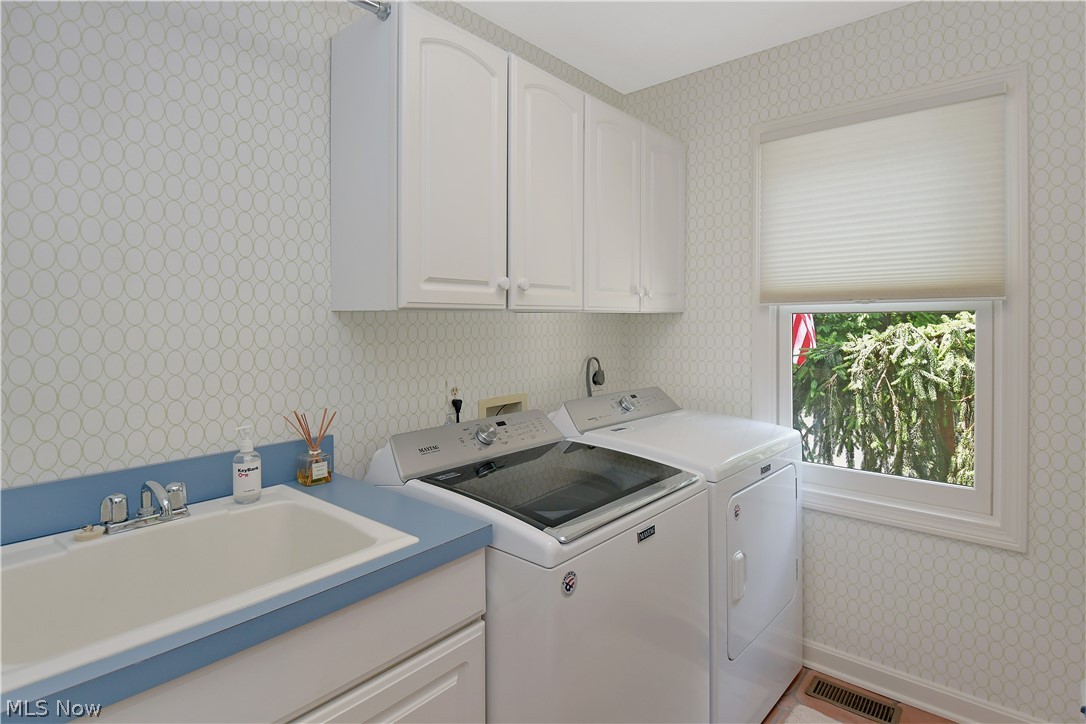 2961 Edgewood Road Cleveland, OH 44124 - Photo 17 of 34 Gallery Image 17