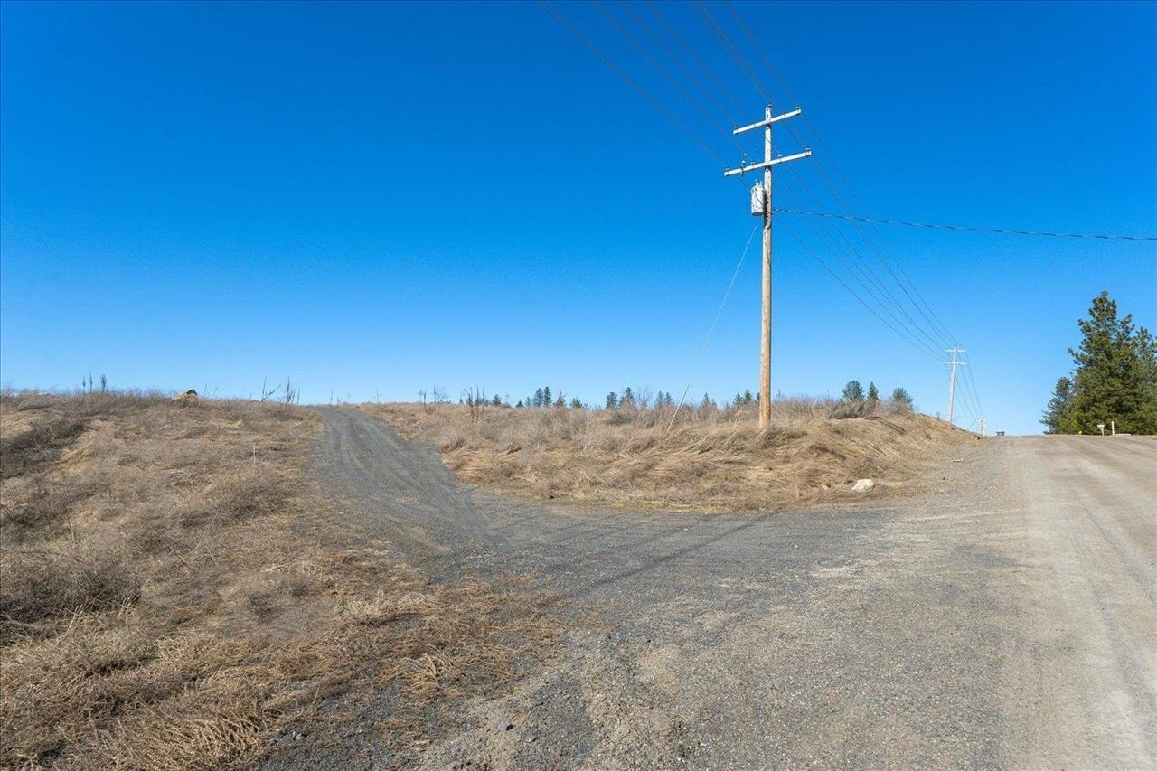 212-xx North Division Road Colbert, WA 99005 - Photo 4 of 4