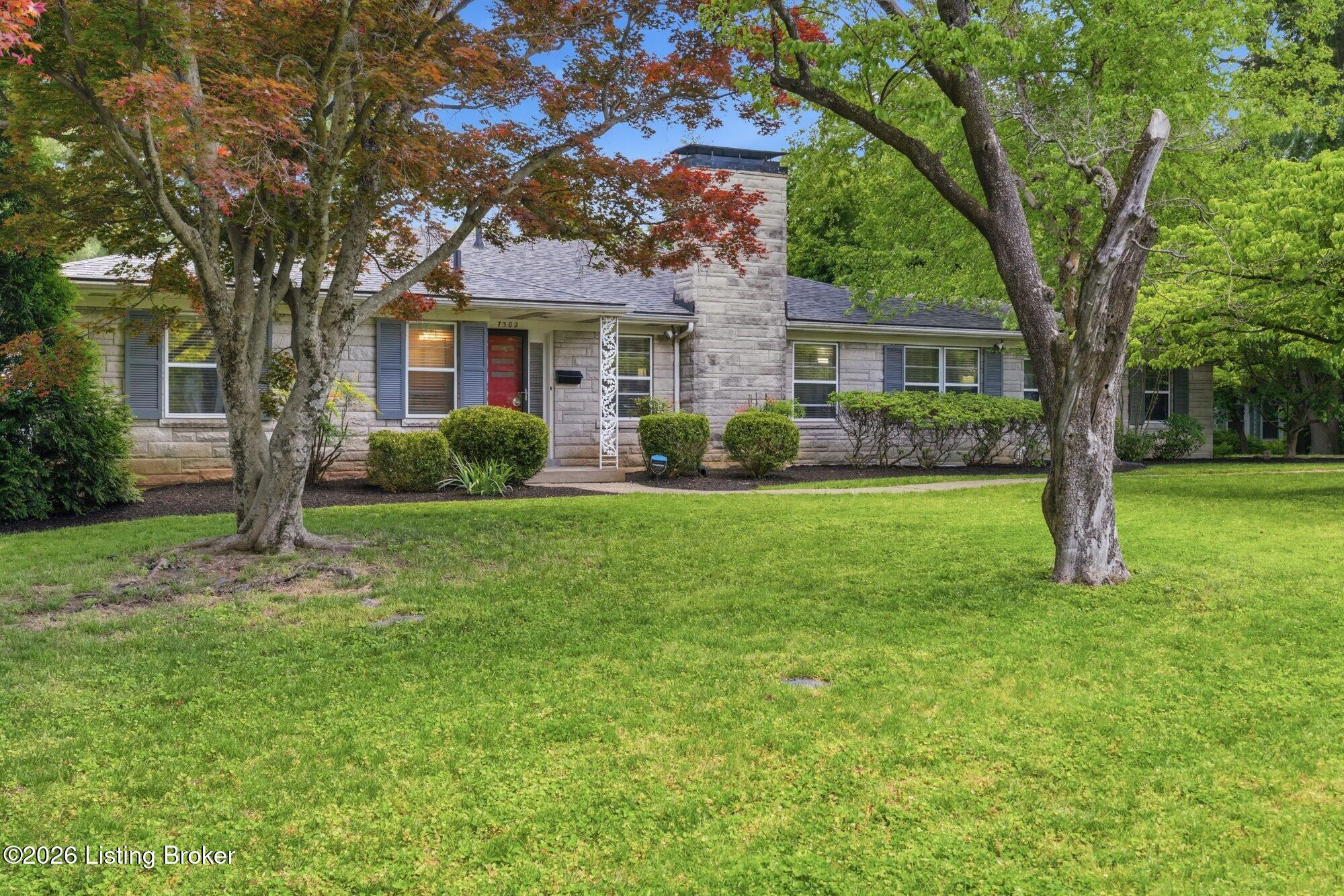 03-00-exterior-7302-boxwood-08021