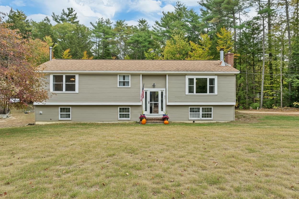 21 Percy Drive Wolfeboro, NH 03894 - Photo 1 of 46