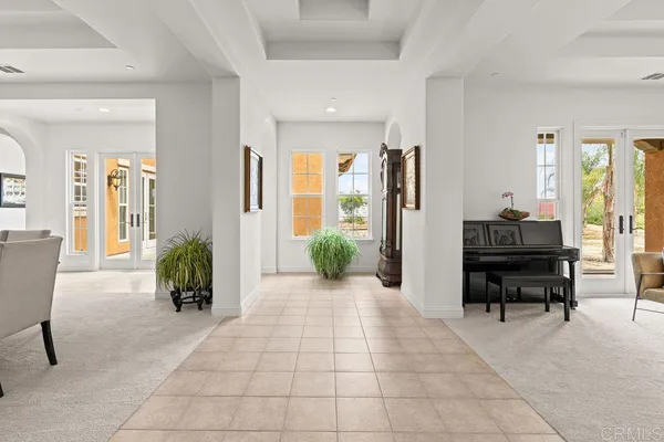 $2,300,000 | 5544 Papagallo Drive, Oceanside, CA 92057