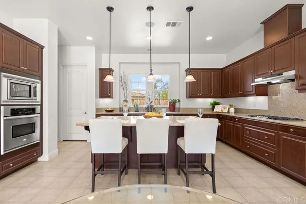 $2,300,000 | 5544 Papagallo Drive, Oceanside, CA 92057