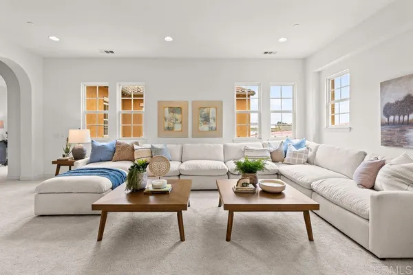 $2,300,000 | 5544 Papagallo Drive, Oceanside, CA 92057