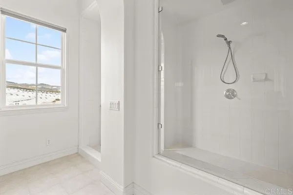$2,300,000 | 5544 Papagallo Drive, Oceanside, CA 92057