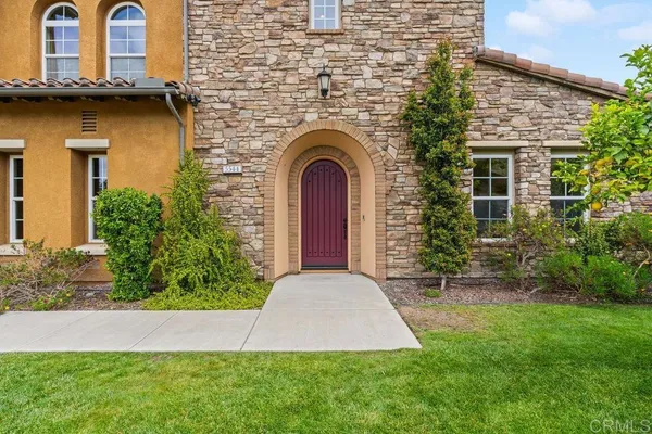 $2,300,000 | 5544 Papagallo Drive, Oceanside, CA 92057