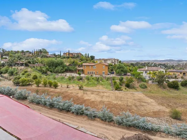 $2,300,000 | 5544 Papagallo Drive, Oceanside, CA 92057