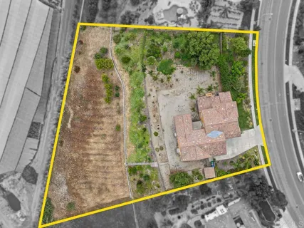 $2,300,000 | 5544 Papagallo Drive, Oceanside, CA 92057