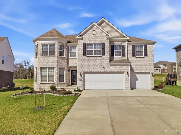 $859,999 | 8156 Moonstone Drive, West Chester, OH 45241
