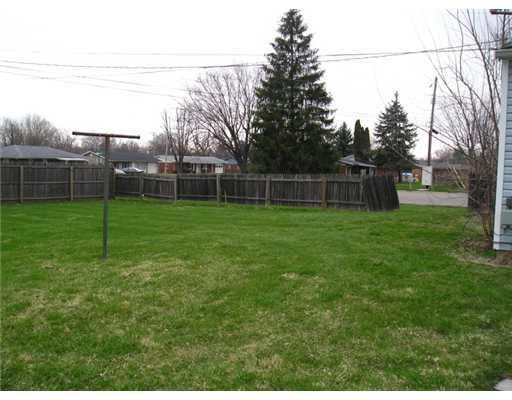 1902 Center Springfield Oh 45503 Springfield, OH 45506 - Photo 9 of 9