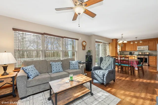 $489,900 | 11061 Bayou Court, Huntley, IL 60142