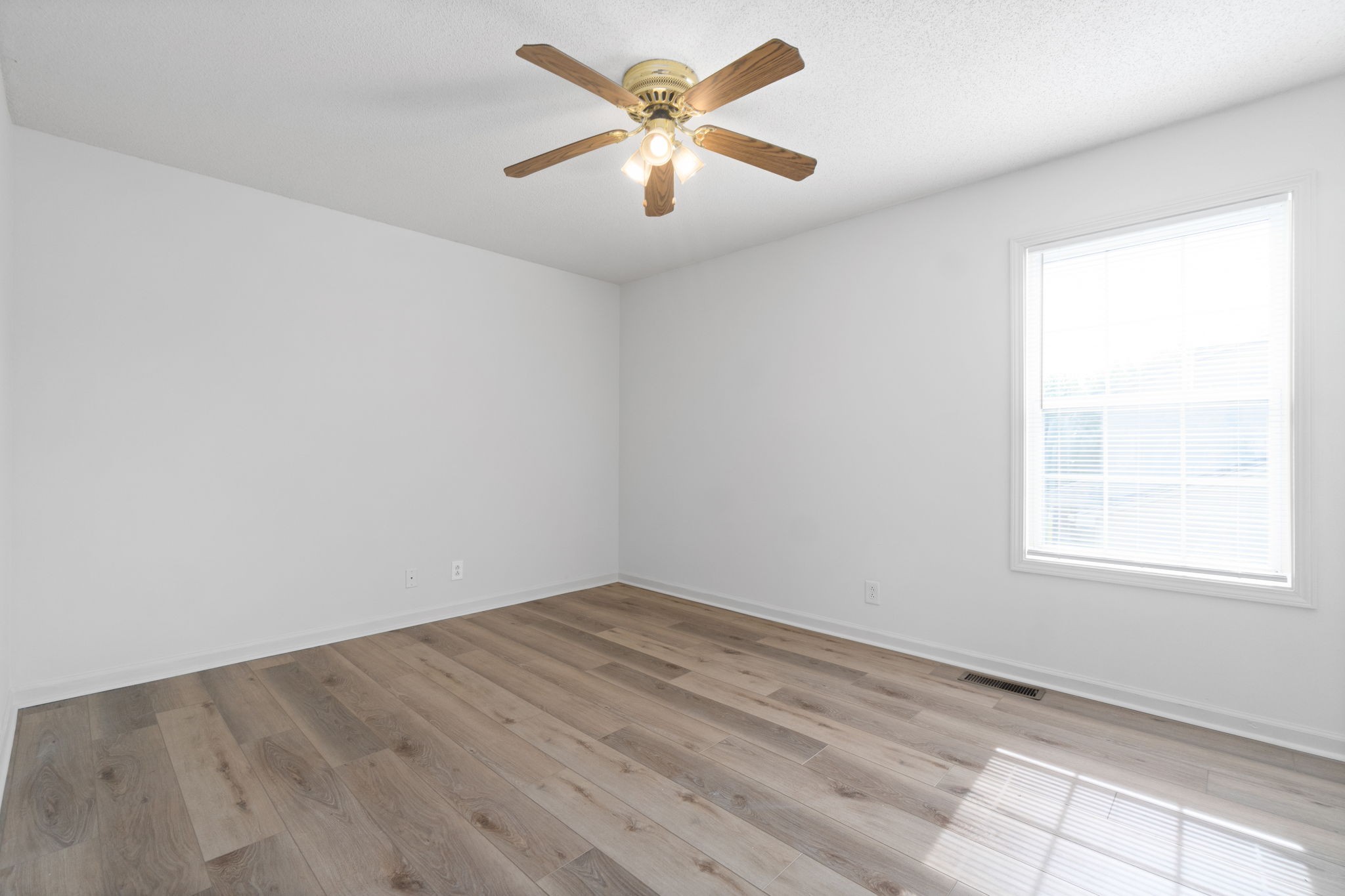246 Tree Line Drive Oak Grove, KY 42262 - Photo 21 of 25