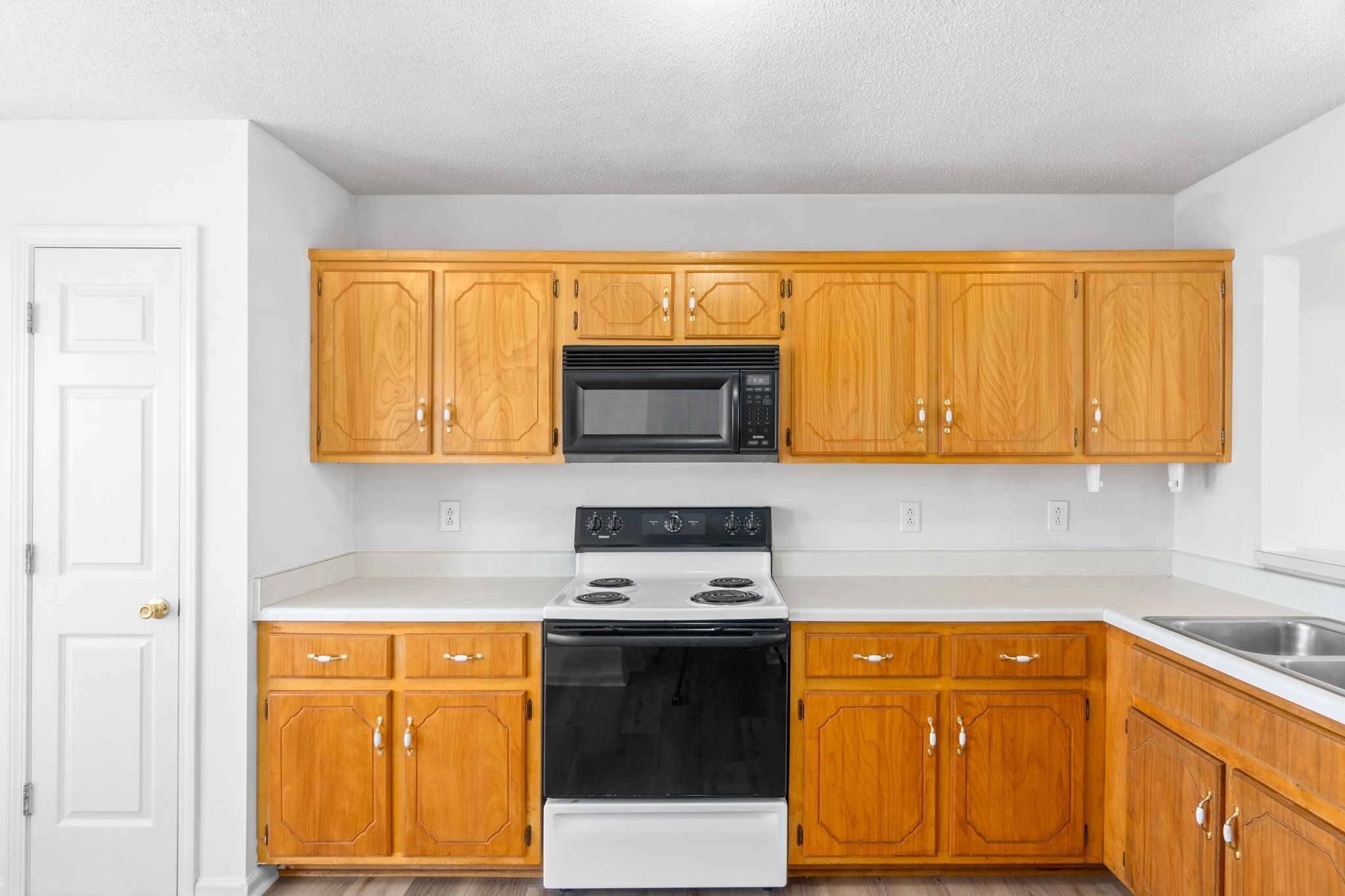 246 Tree Line Drive Oak Grove, KY 42262 - Photo 7 of 25