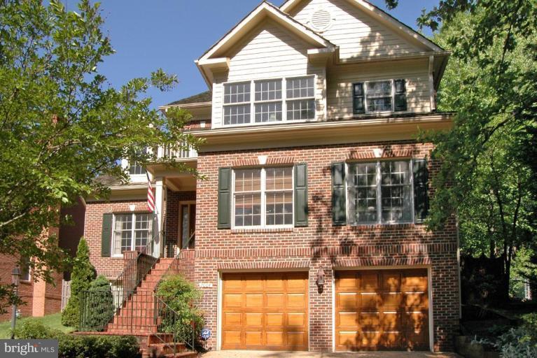 2004 Byrd Road Vienna, VA 22182 - Photo 1 of 23 Exterior (Main)