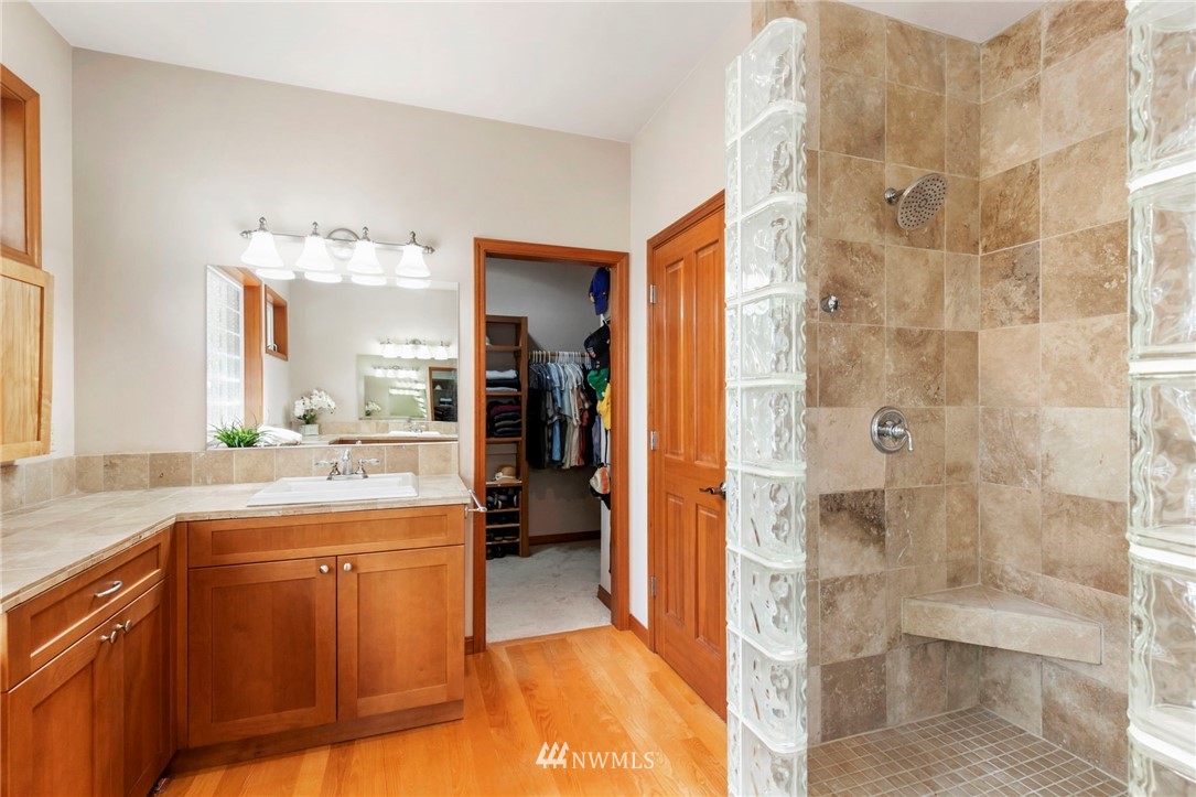 23260 Northeast Jefferson Point Road Kingston, WA 98346 - Photo 20 of 40 Gallery Image 20