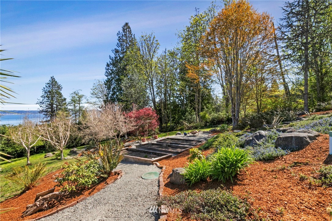 23260 Northeast Jefferson Point Road Kingston, WA 98346 - Photo 36 of 40 Gallery Image 36