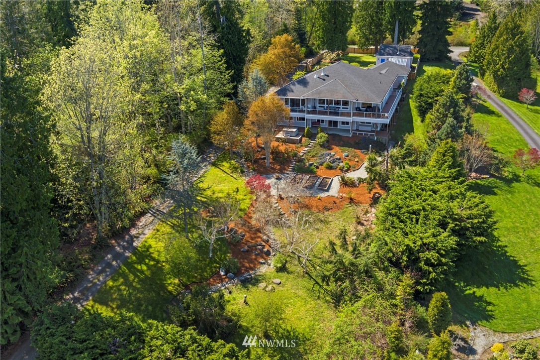 23260 Northeast Jefferson Point Road Kingston, WA 98346 - Photo 38 of 40 Gallery Image 38