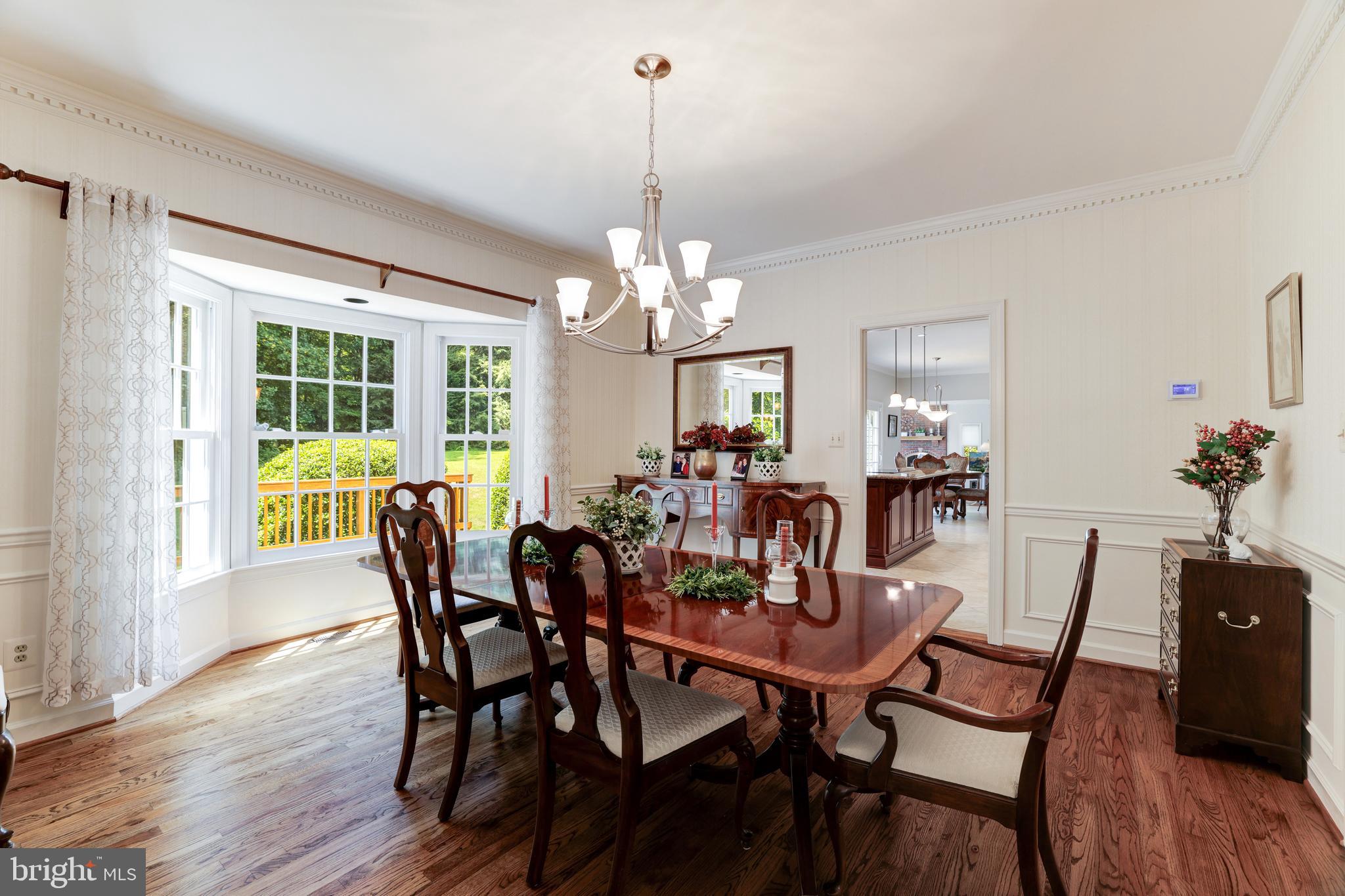 5501 West Ridge View Drive Fairfax, VA 22030 - Photo 19 of 83