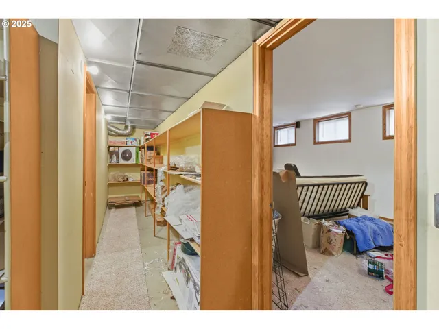 a view of entryway and hall