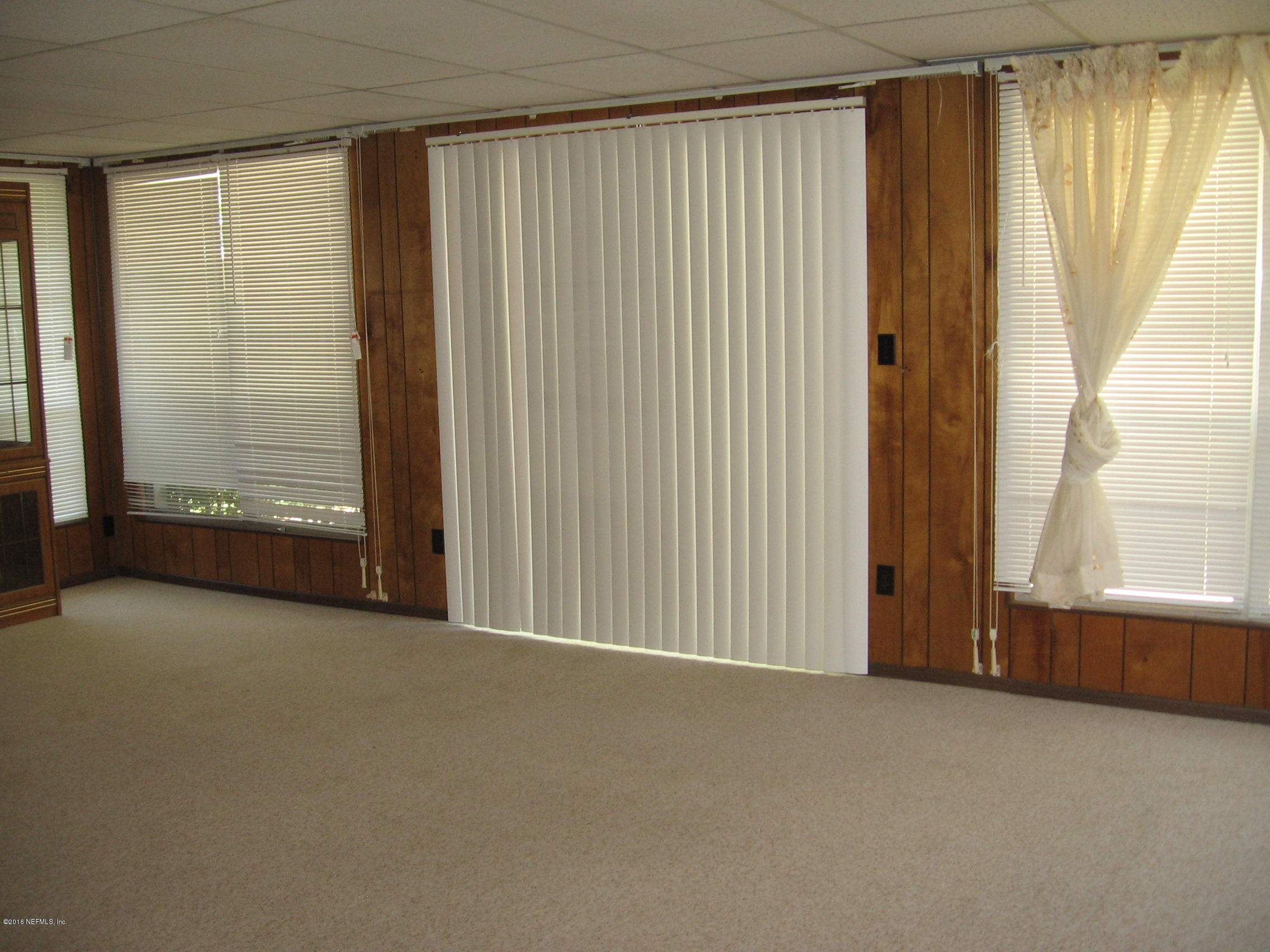 826 Trinidad Road Jacksonville, FL 32216 - Photo 4 of 15 IMG_3506