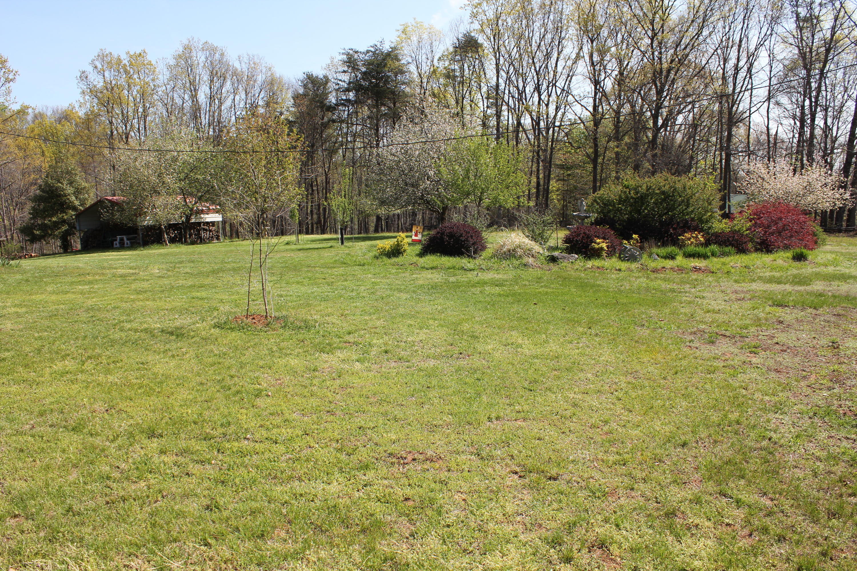 70 Ridgeway Road Hardy, VA 24101 - Photo 2 of 16 Cowan House 002