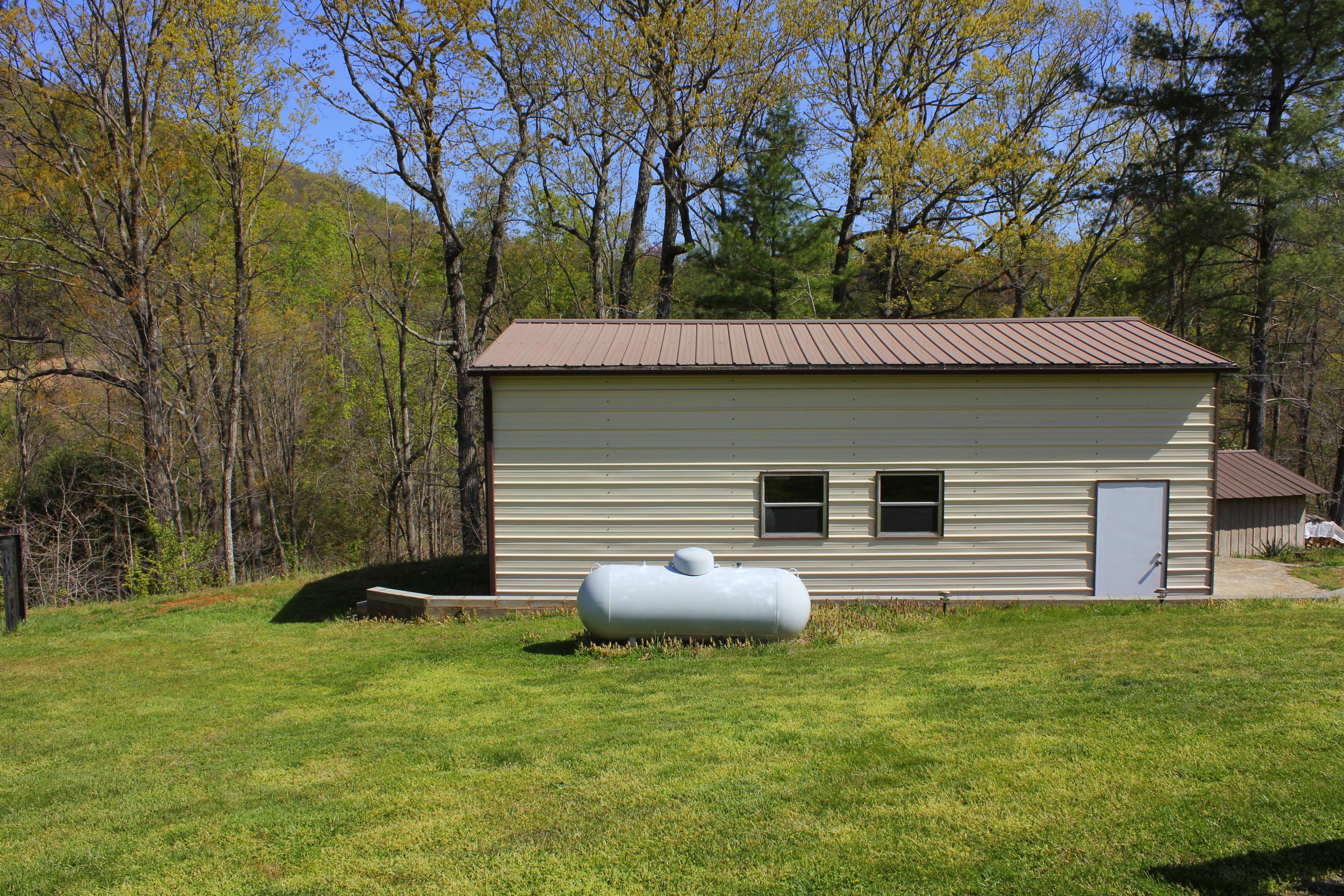 70 Ridgeway Road Hardy, VA 24101 - Photo 11 of 16 Cowan House 008