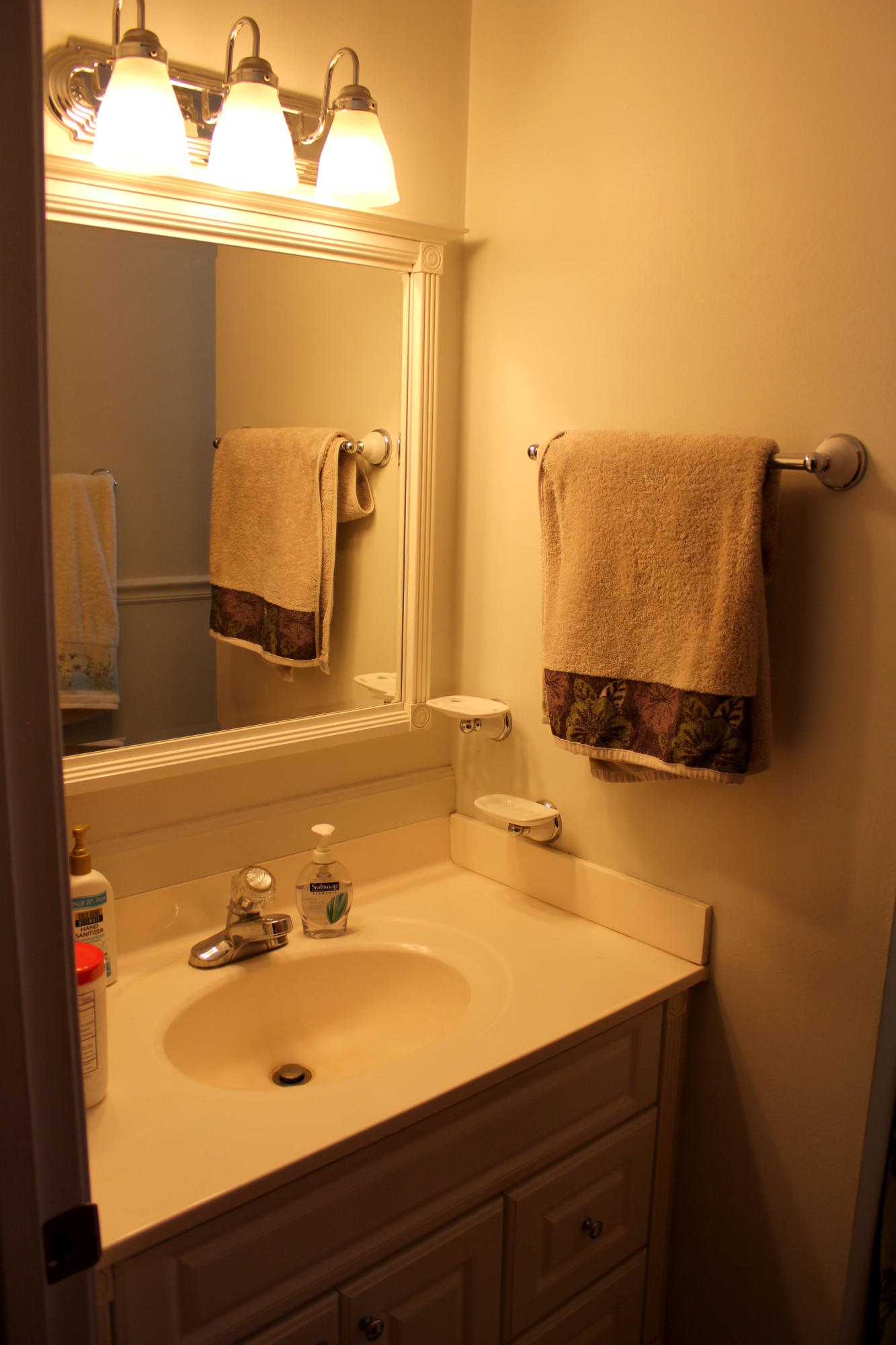 70 Ridgeway Road Hardy, VA 24101 - Photo 6 of 16 Cowan House 016