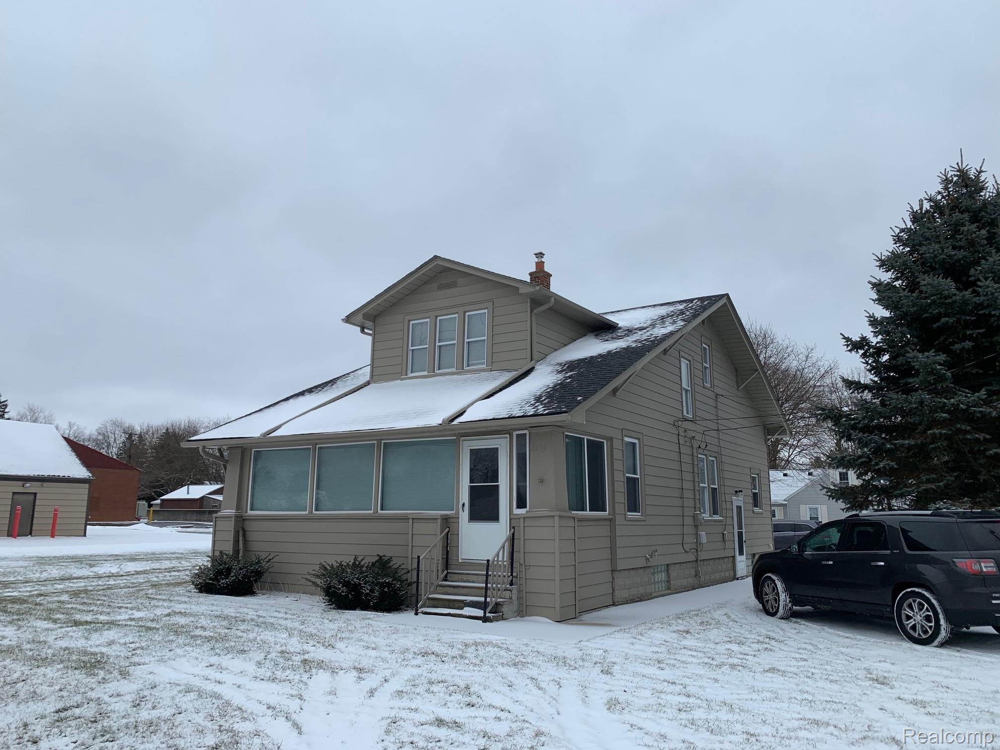 2175 Auburn Road Rochester, MI 48309 - Photo 1 of 33 IMG_0826.jpg