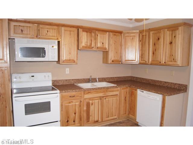 1141 Kallam Farm Road Sandy Ridge, NC 27046 - Photo 11 of 16 Kitchen.