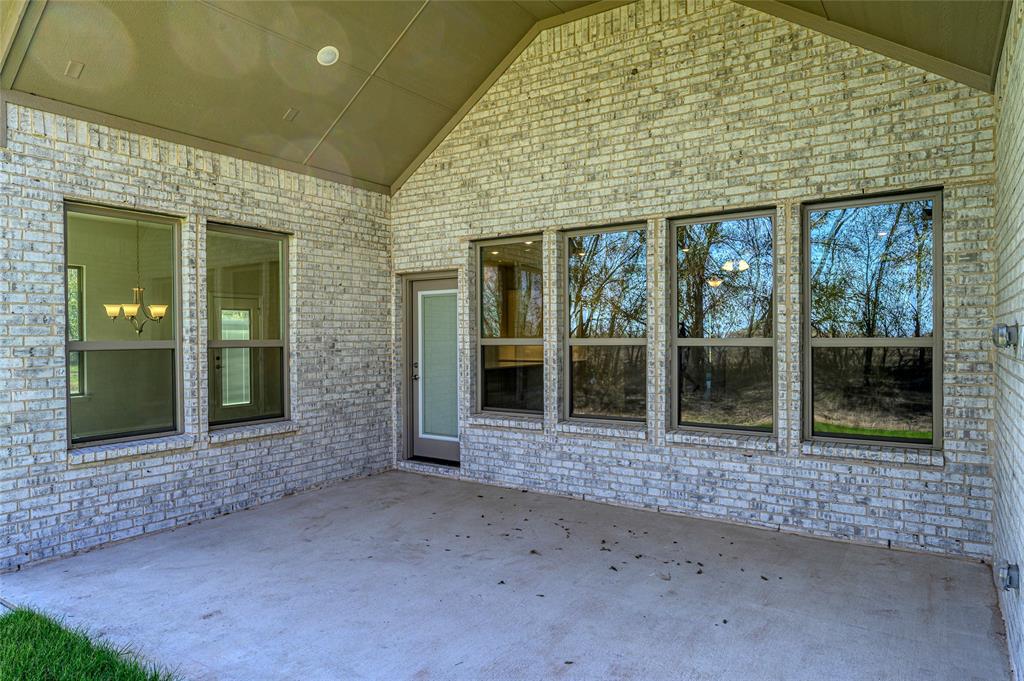 3 Beech Street Van Alstyne, TX 75495 - Photo 29 of 35 a front view of a house with a porch