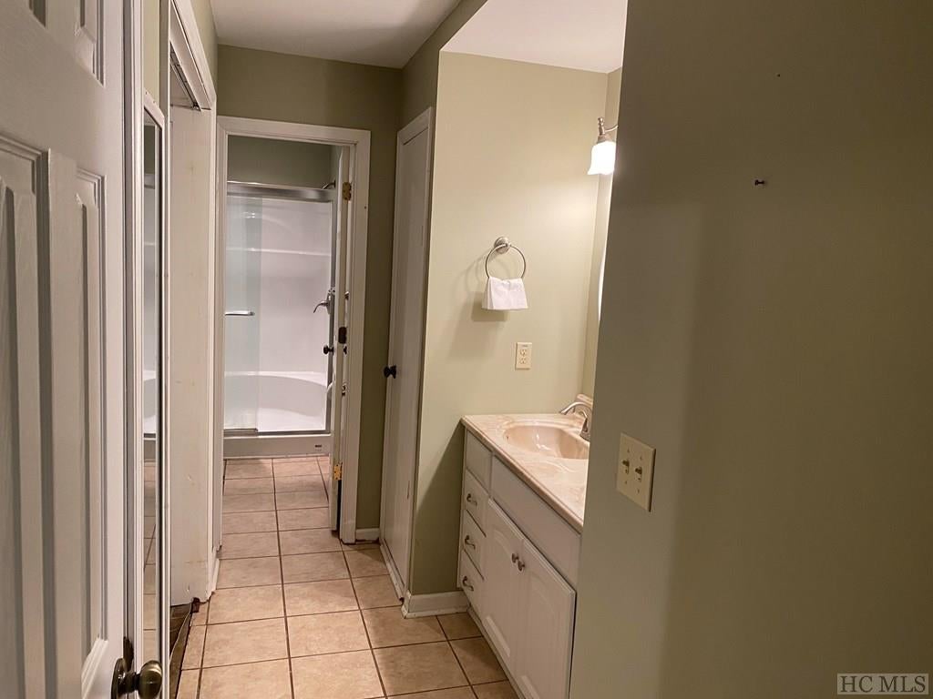 435 Overlook Road, Unit 1C Sapphire, NC 28774 - Photo 3 of 36 Gallery Image 3