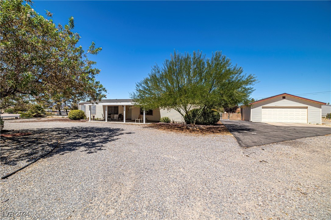 590 East Simkins Road Pahrump, NV 89060 - Photo 3 of 30 Gallery Image 3