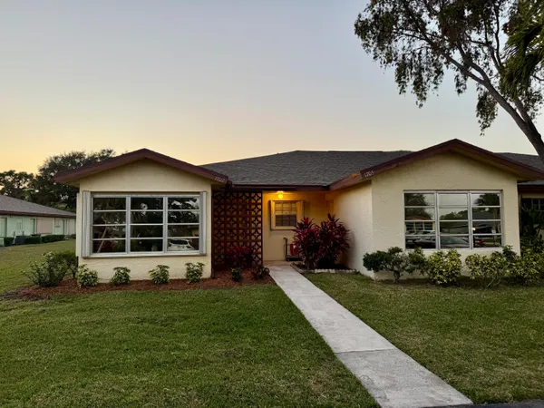 $1,975 | 1707 North Dove Tail Drive, Unit A, Fort Pierce, FL 34982