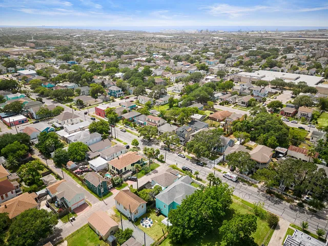 $895,000 | 3525 Avenue 0 Galveston Tx 77550, Galveston, TX 77550