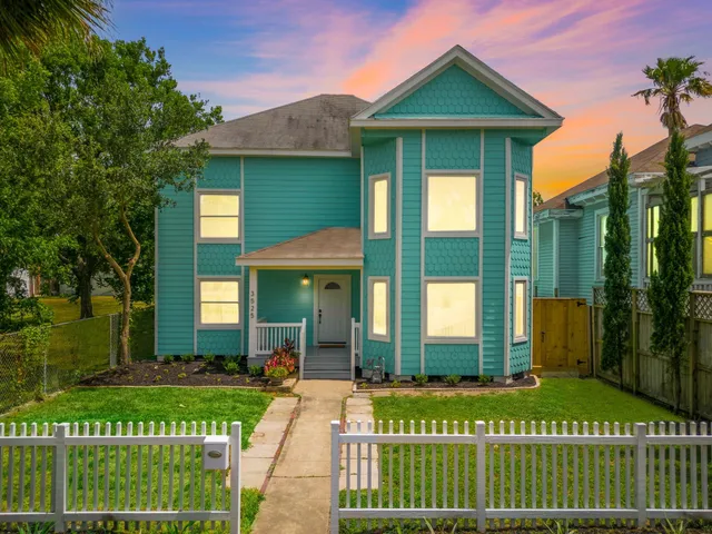 $895,000 | 3525 Avenue 0 Galveston Tx 77550, Galveston, TX 77550