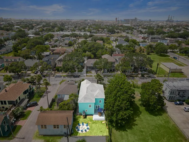 $895,000 | 3525 Avenue 0 Galveston Tx 77550, Galveston, TX 77550