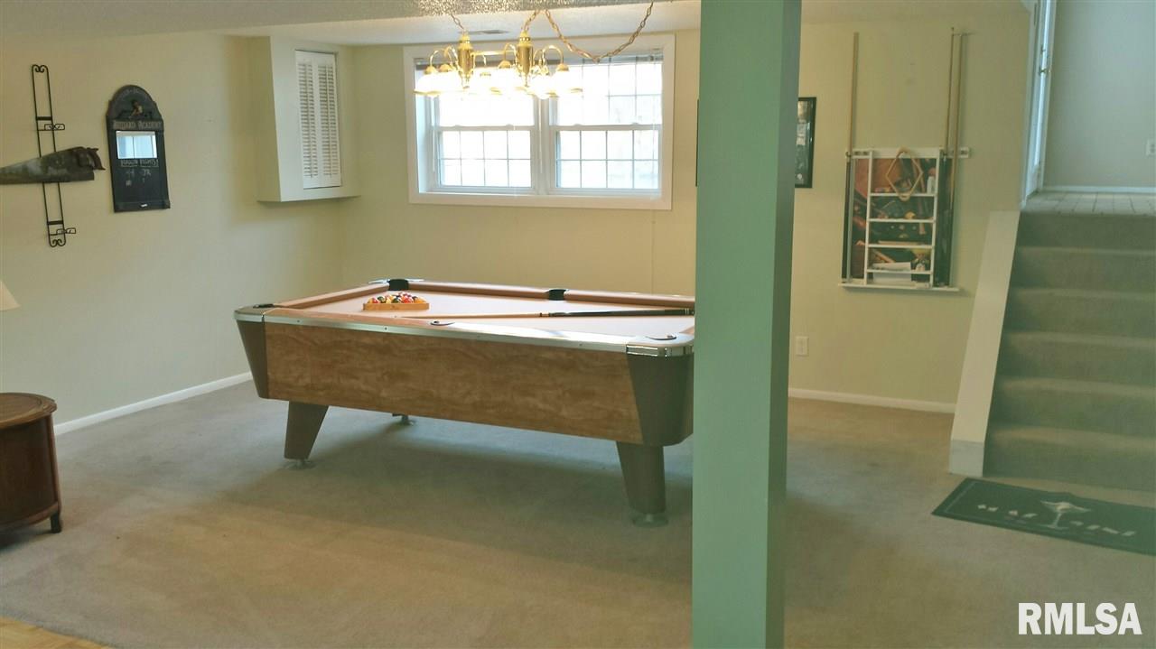 4406 Jersey Ridge Road Davenport, IA 52807 - Photo 12 of 19 Gallery Image 12