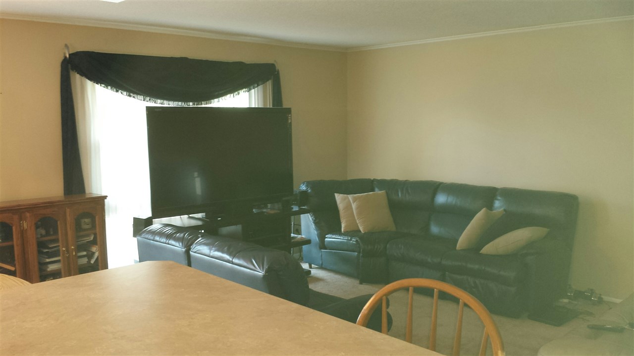 4406 Jersey Ridge Road Davenport, IA 52807 - Photo 3 of 19 Gallery Image 3