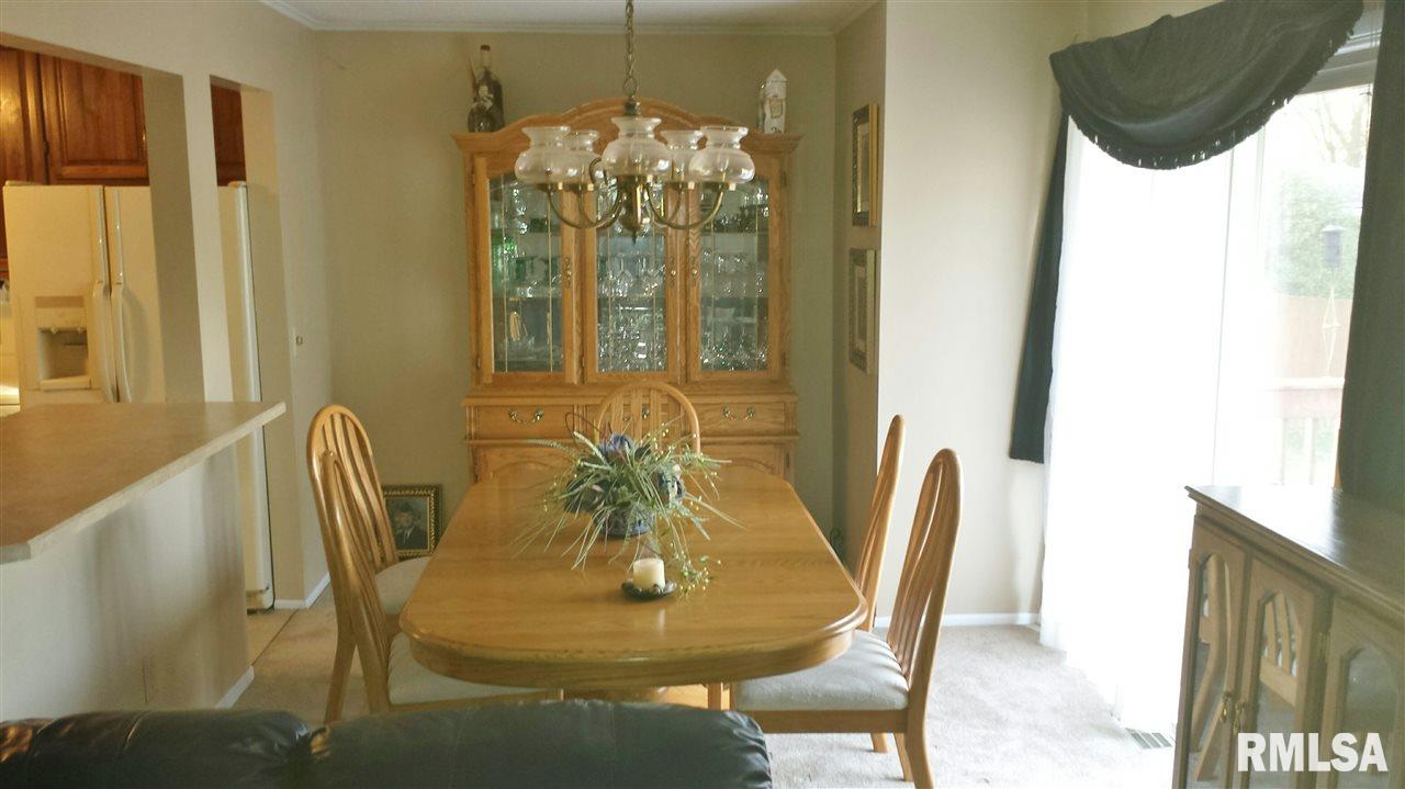 4406 Jersey Ridge Road Davenport, IA 52807 - Photo 6 of 19 Gallery Image 6