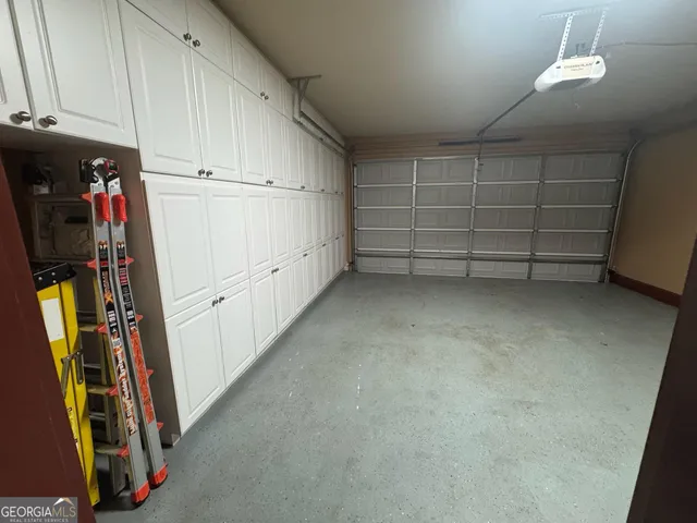 $3,300 | 1027 Pearl Point Northeast, Sandy Springs, GA 30328