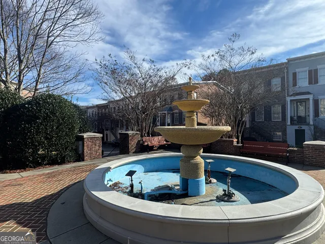 $3,300 | 1027 Pearl Point Northeast, Sandy Springs, GA 30328