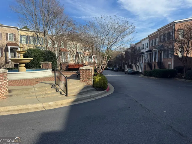 $3,300 | 1027 Pearl Point Northeast, Sandy Springs, GA 30328