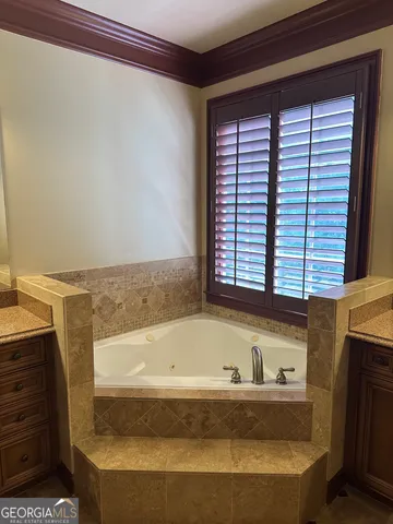 $3,300 | 1027 Pearl Point Northeast, Sandy Springs, GA 30328