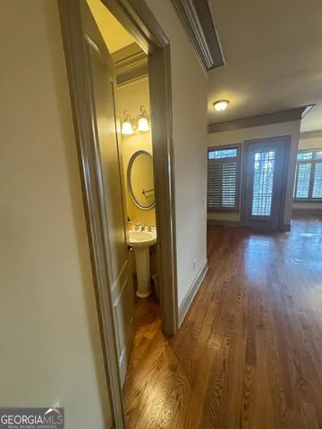 $3,300 | 1027 Pearl Point Northeast, Sandy Springs, GA 30328